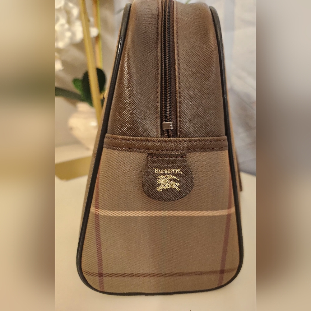 Burberrys Brown Nova Check Plaid Canvas And Leather Bag. Gorgeous Vintage Bag! - Picture 8 of 16